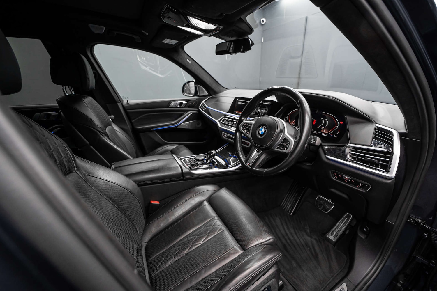 Used BMW X7 2021 for sale - 78196797: Photo 2