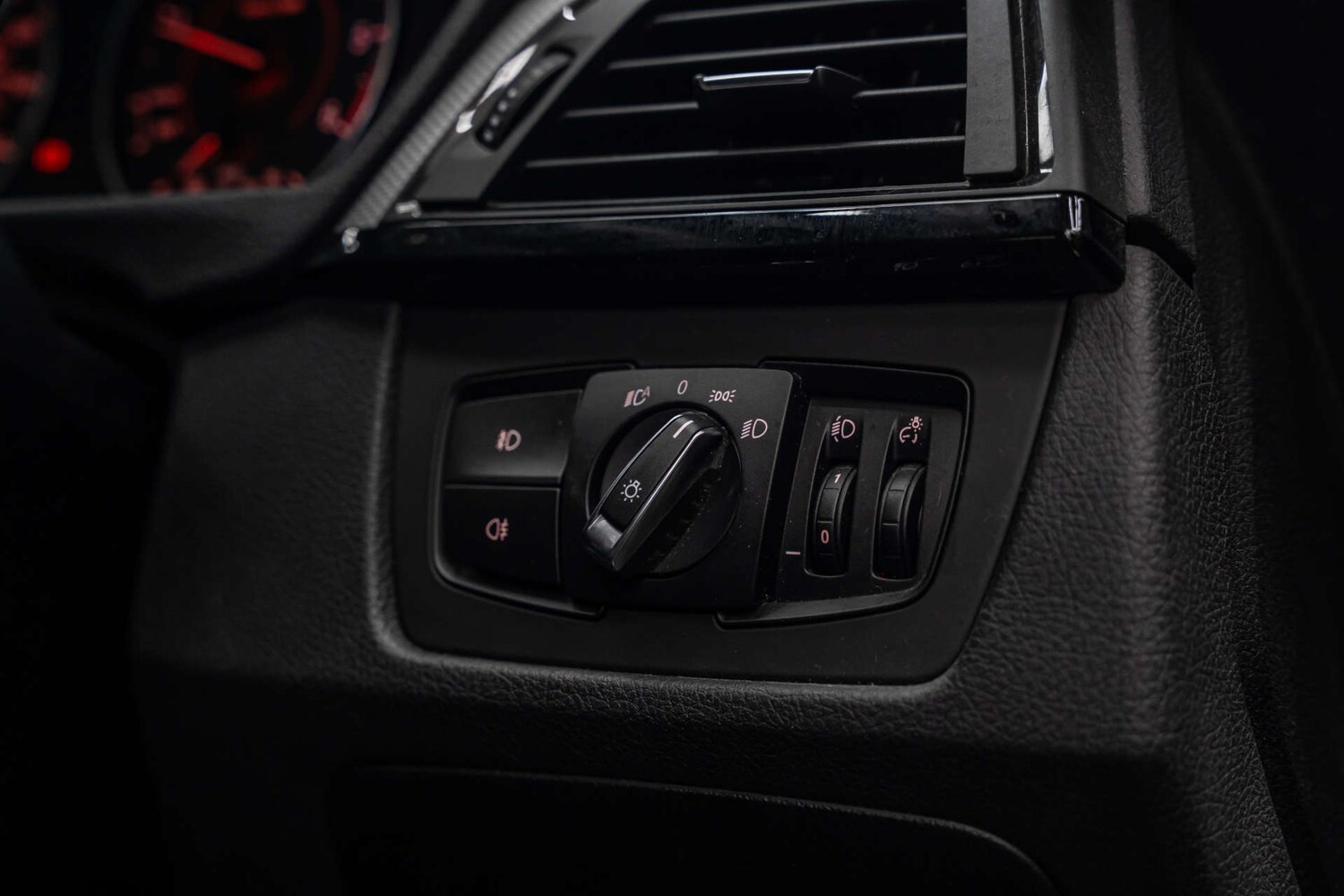 Used BMW 3 Series 2015 for sale - 78150147: Photo 20