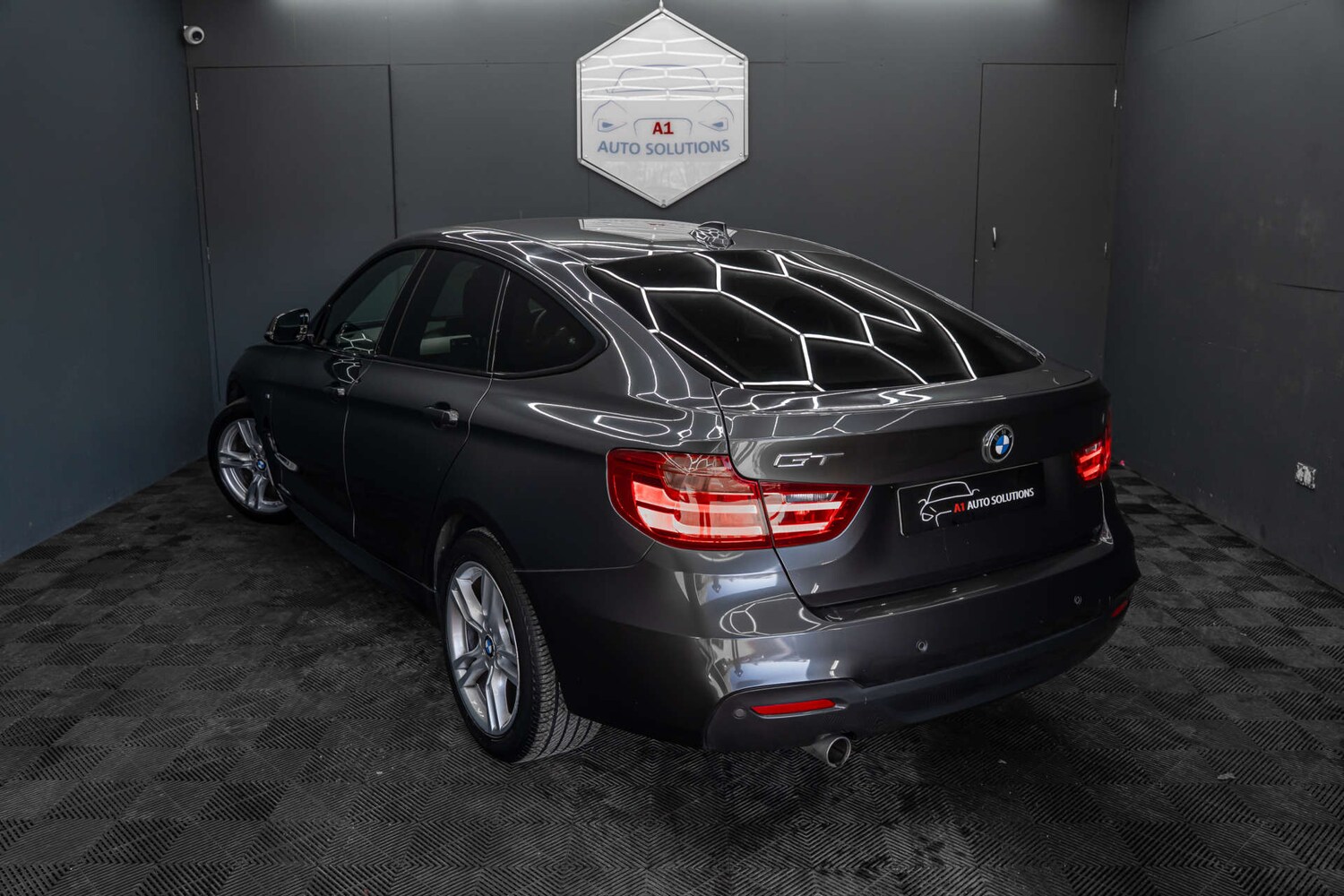 Used BMW 3 Series 2015 for sale - 78150147: Photo 27