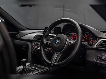 Used BMW 3 Series 2015 for sale - 78150147: Photo