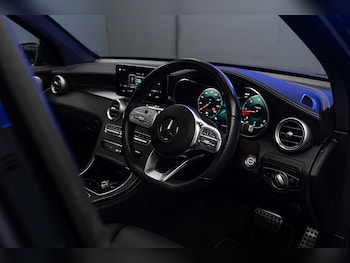 Used Mercedes-Benz GLC 2020 for sale - 78241984: Photo