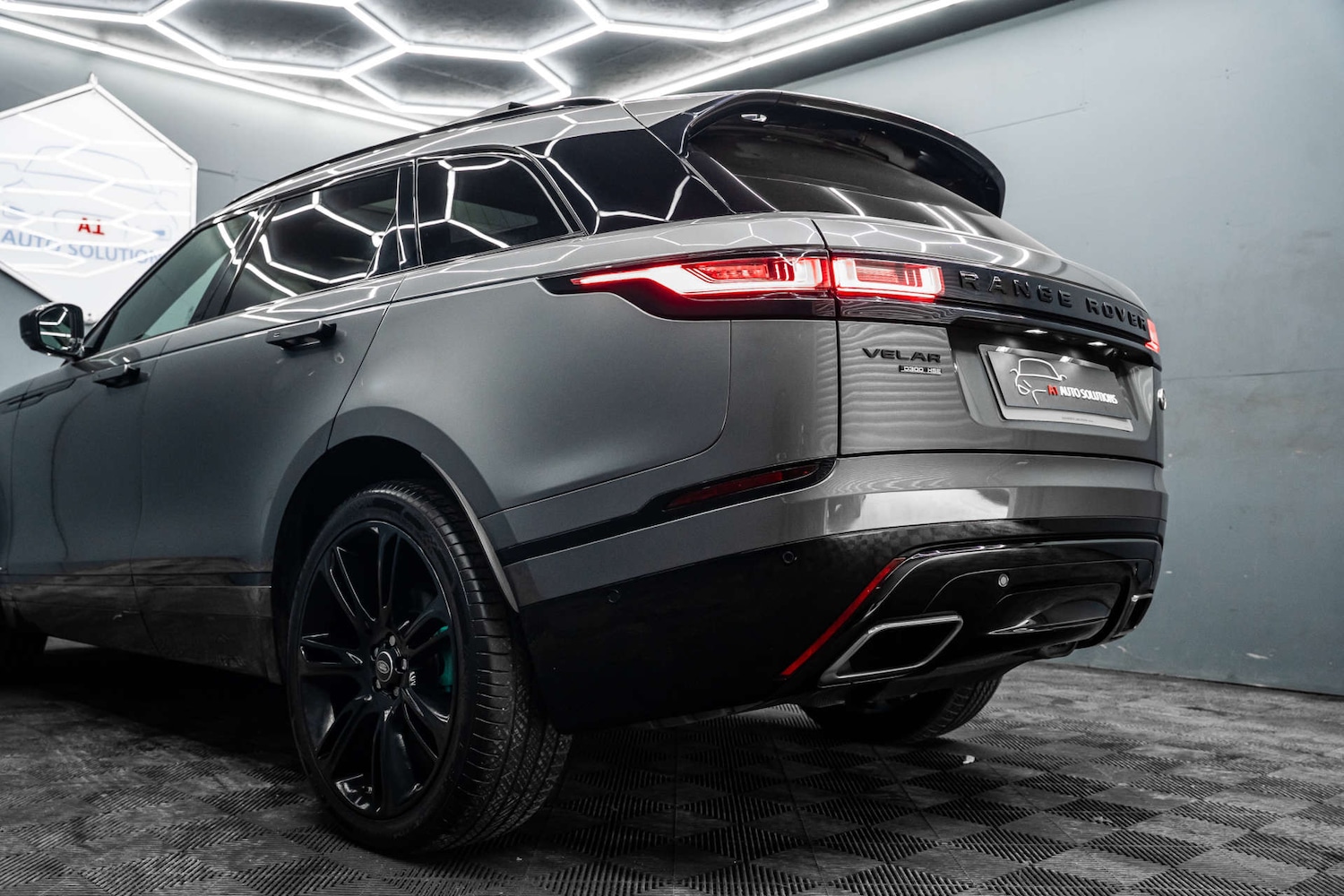 Used Land Rover Range Rover Velar 2019 for sale - 78015693: Photo 15