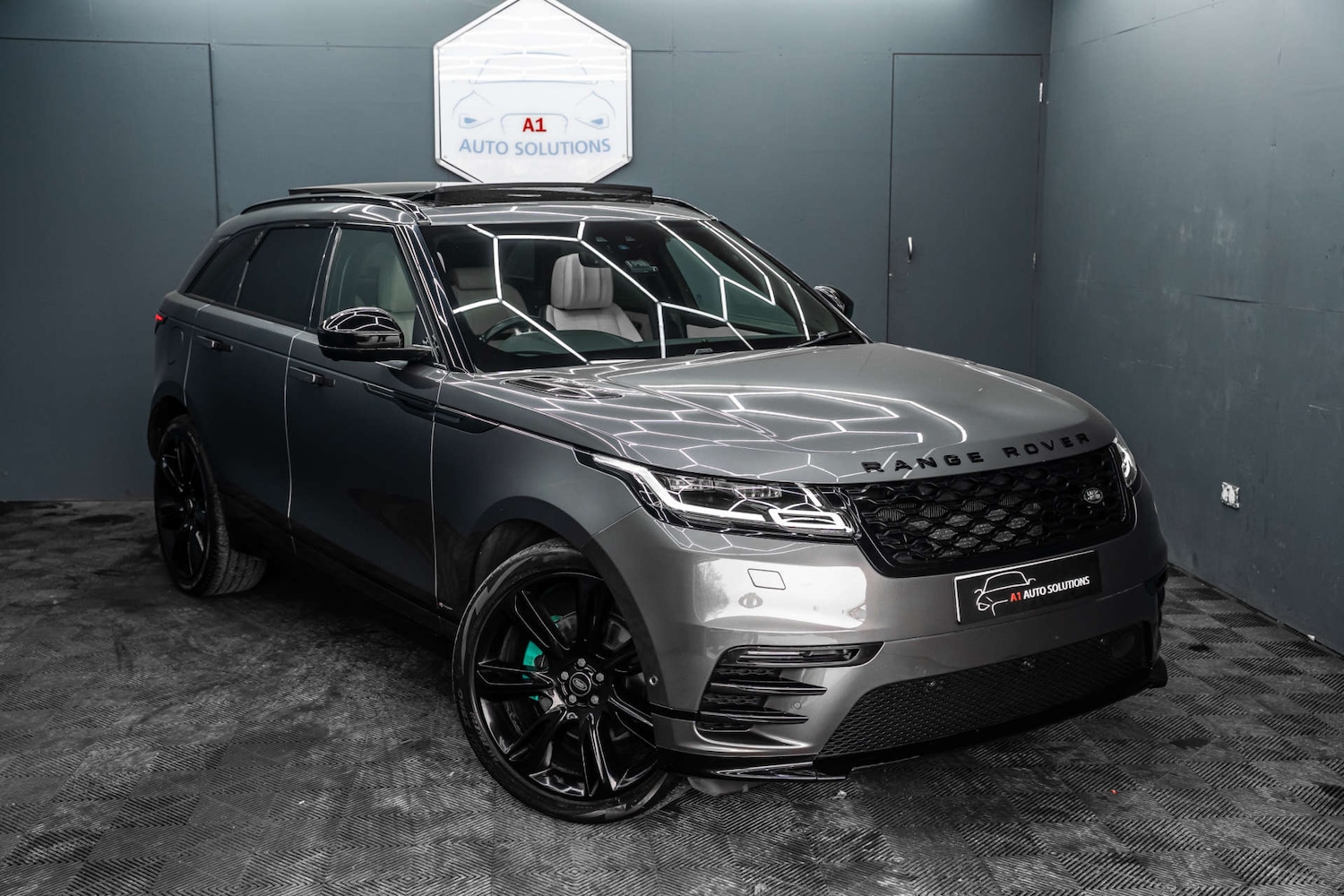 Used Land Rover Range Rover Velar 2019 for sale - 78015693: Photo 29