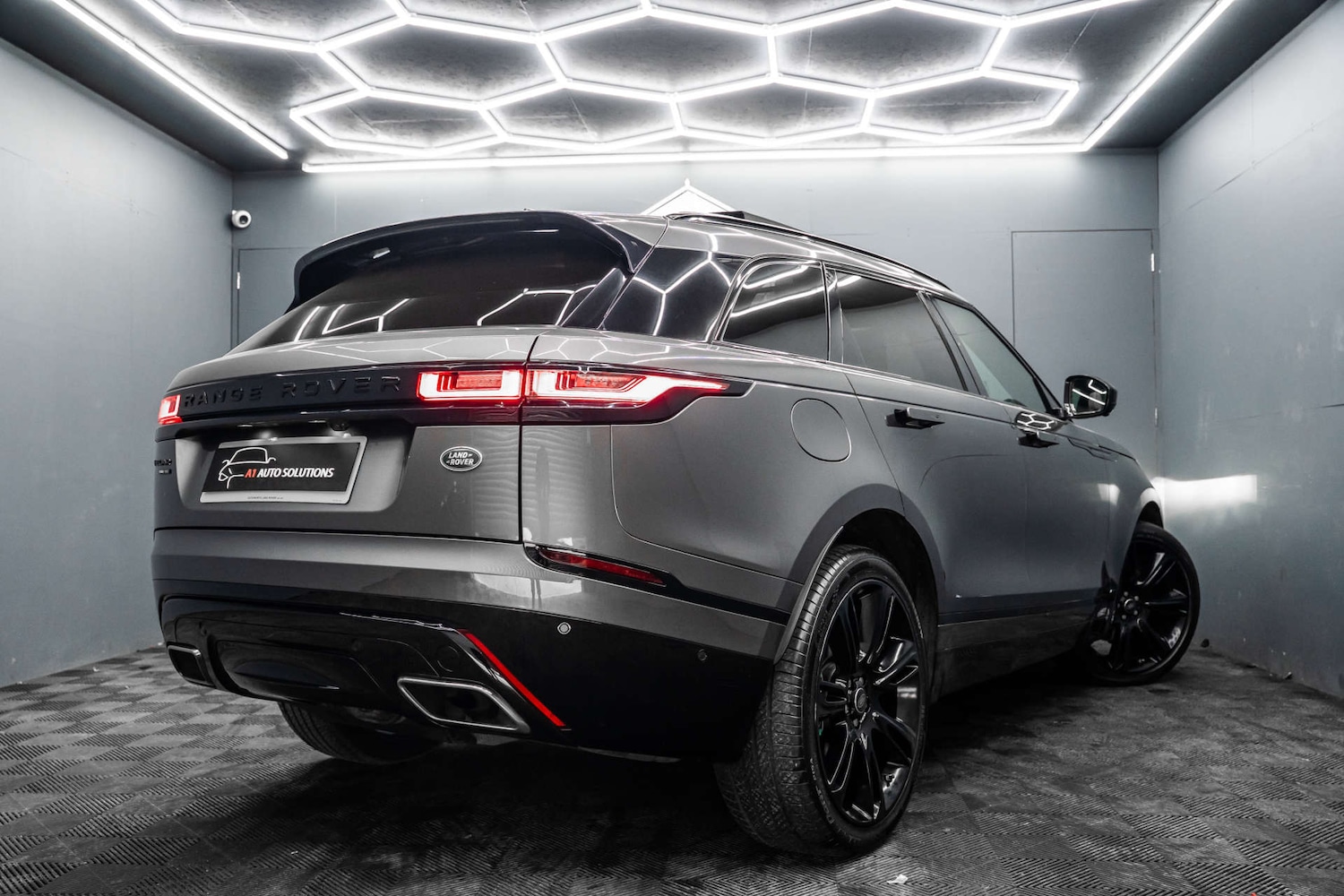 Used Land Rover Range Rover Velar 2019 for sale - 78015693: Photo 5