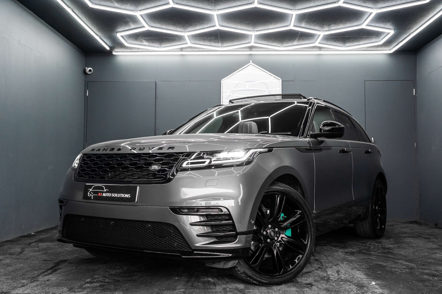 Used Land Rover Range Rover Velar 2019 for sale - 78015693: Photo 7