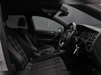 Used Volkswagen Golf 2017 for sale - 79718855: Photo