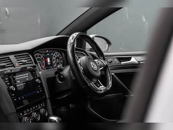 Used Volkswagen Golf 2017 for sale - 79718855: Photo