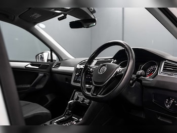 Used Volkswagen Tiguan 2017 for sale - 79045670: Photo