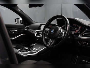 Used BMW 3 Series 2020 for sale - 79045692: Photo