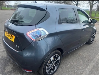 Used Renault Zoe 2019 for sale - 77848882: Photo