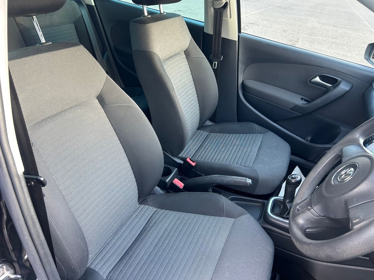 Used Volkswagen Polo 2011 for sale - 77558785: Photo 11