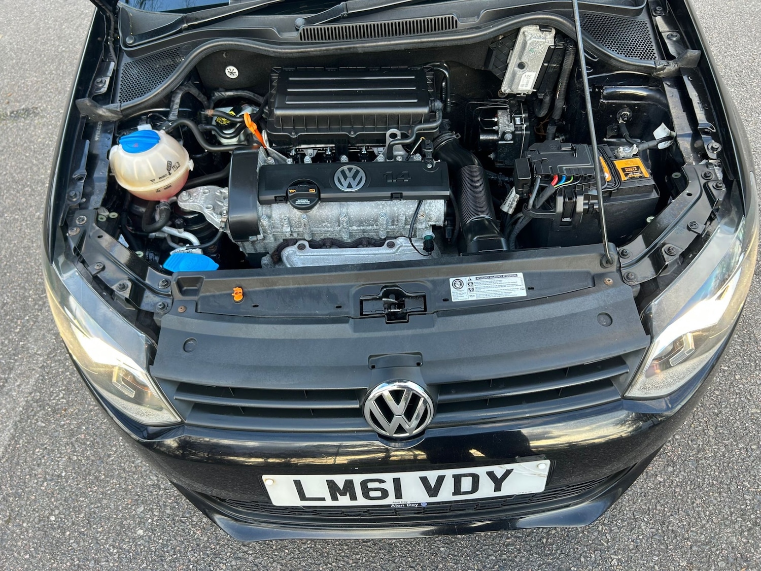 Used Volkswagen Polo 2011 for sale - 77558785: Photo 30