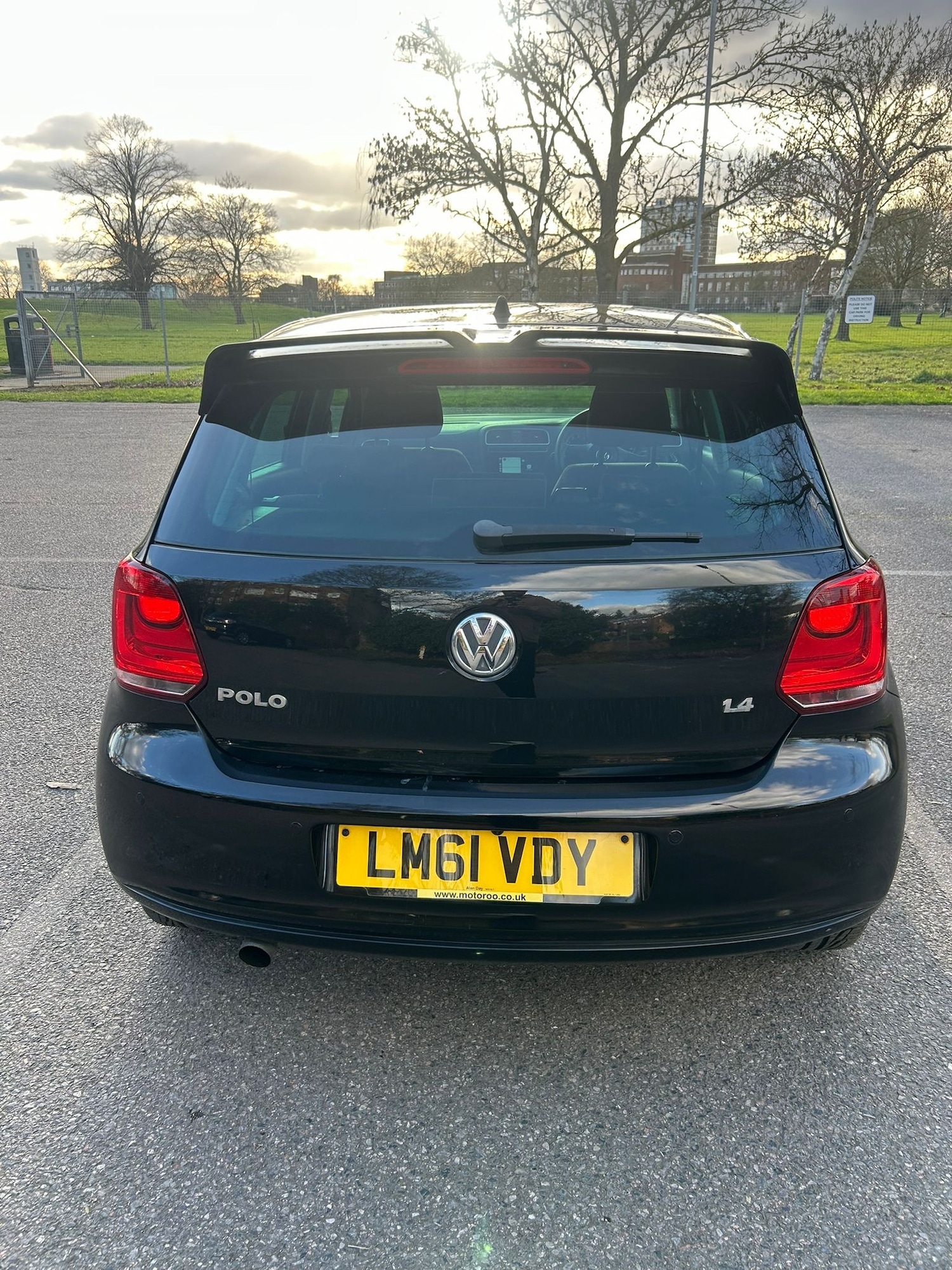 Used Volkswagen Polo 2011 for sale - 77558785: Photo 4