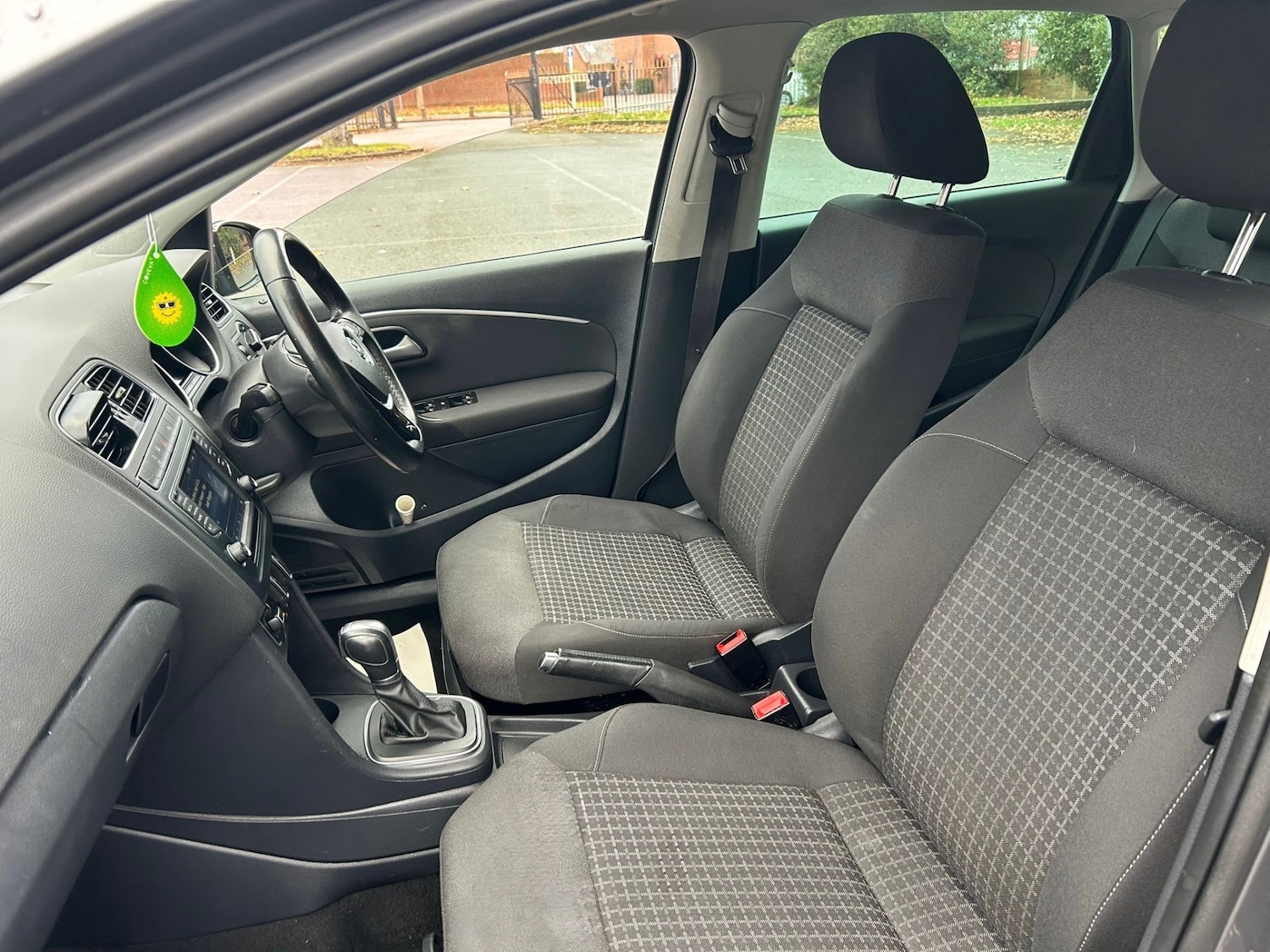 Used Volkswagen Polo 2014 for sale - 76666210: Photo 15