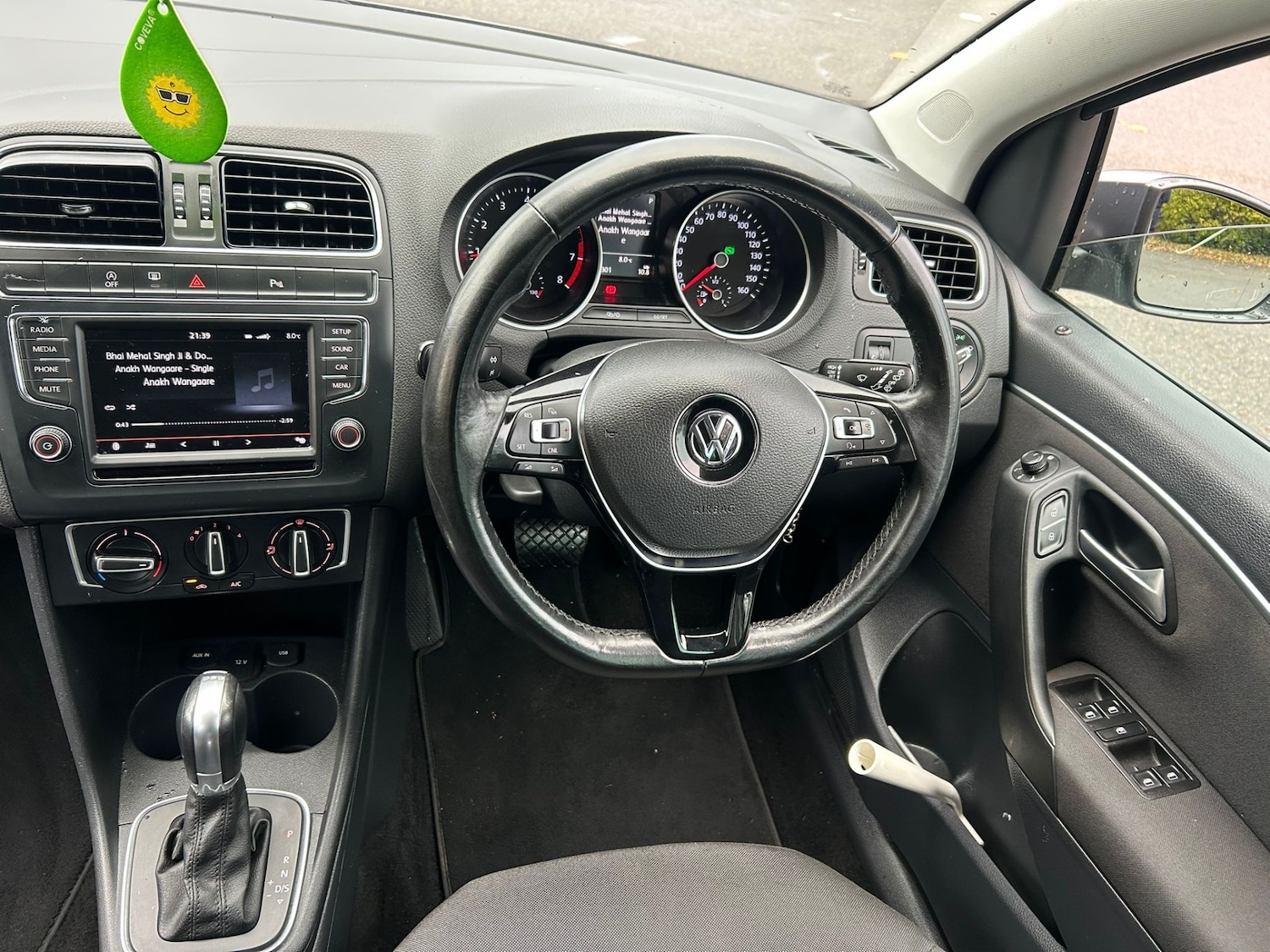 Used Volkswagen Polo 2014 for sale - 76666210: Photo 21