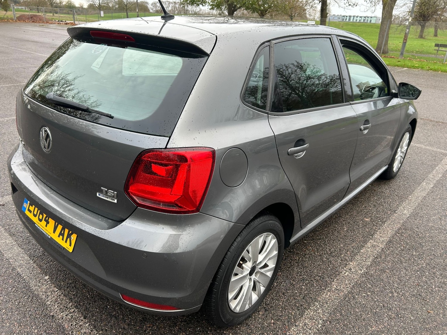 Used Volkswagen Polo 2014 for sale - 76666210: Photo 3