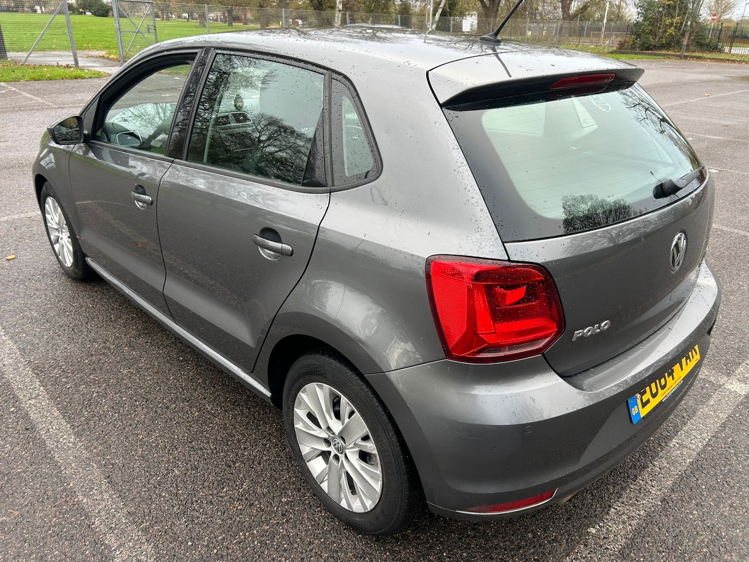 Used Volkswagen Polo 2014 for sale - 76666210: Photo 5