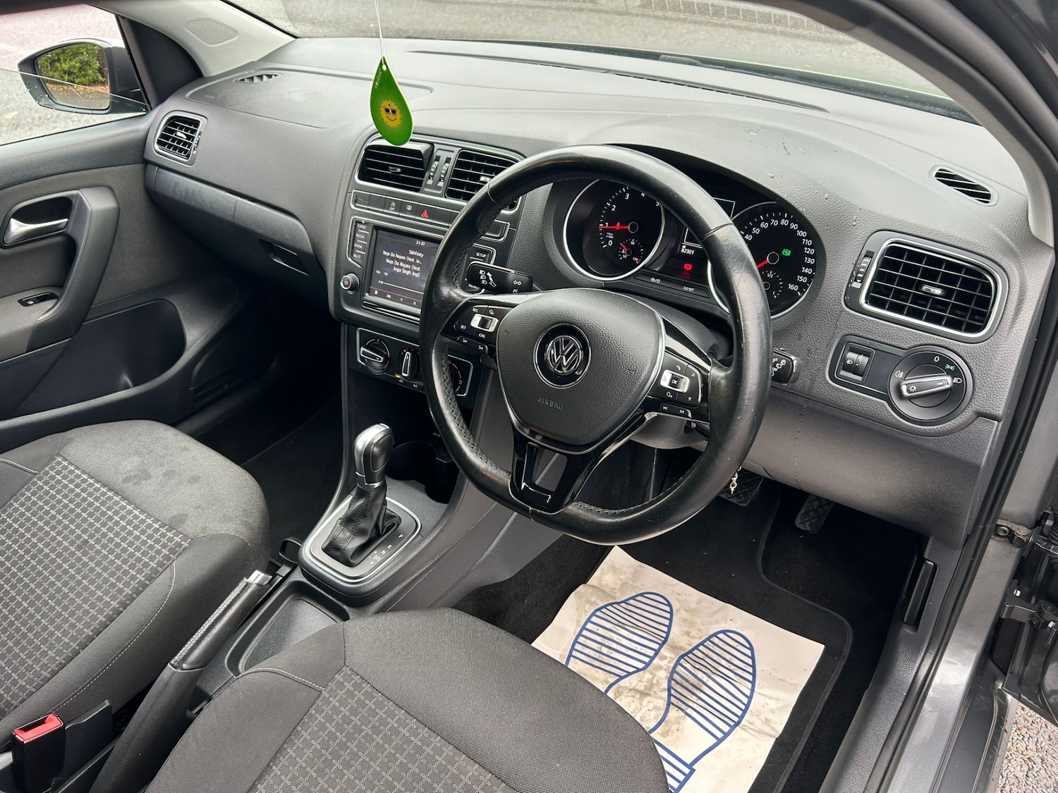 Used Volkswagen Polo 2014 for sale - 76666210: Photo 9