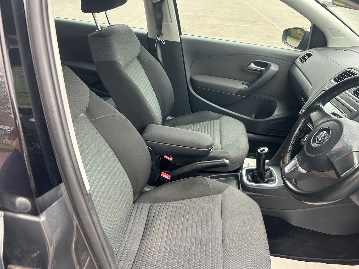 Used Volkswagen Polo 2010 for sale - 77919013: Photo 12