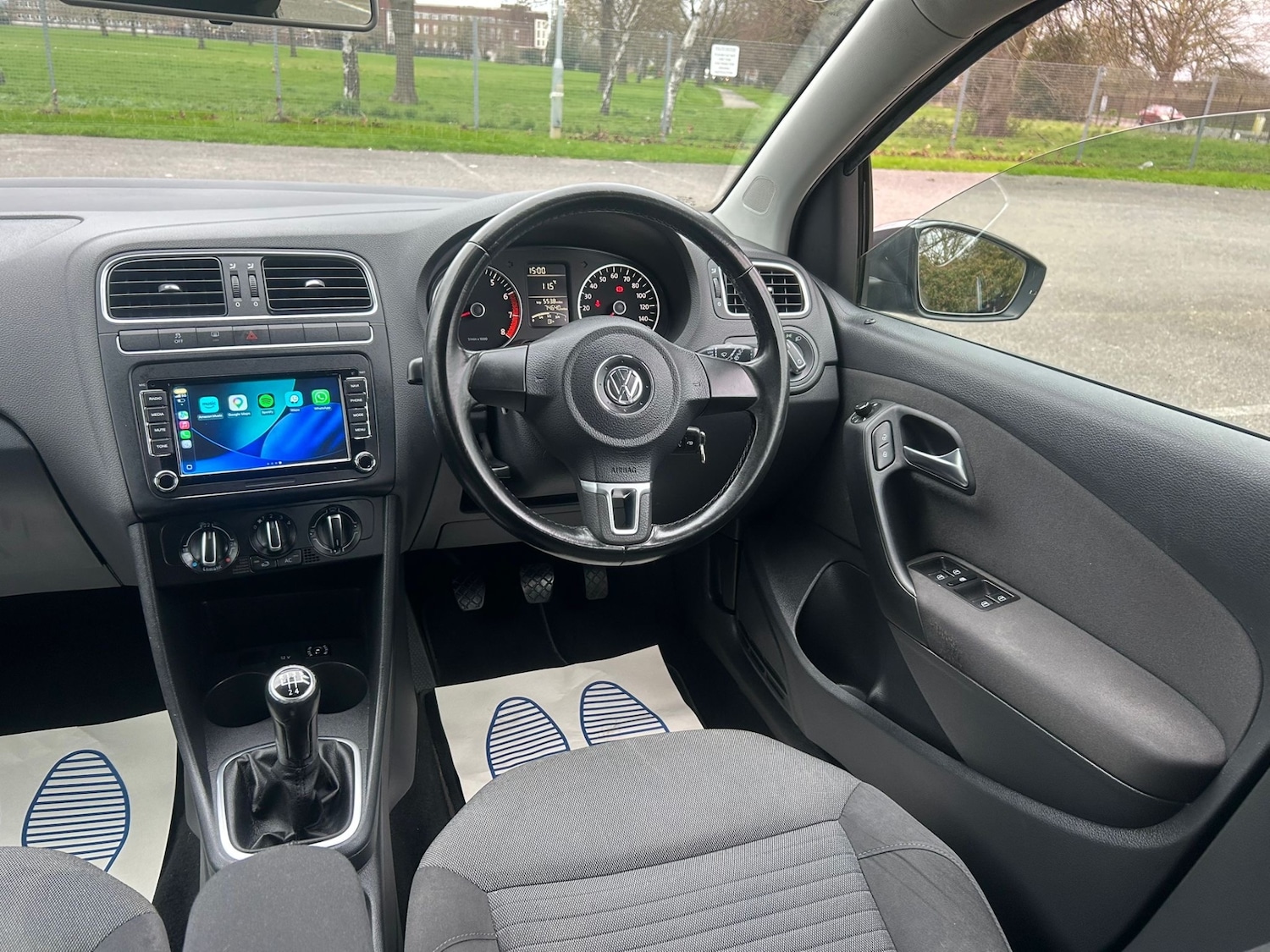 Used Volkswagen Polo 2010 for sale - 77919013: Photo 13