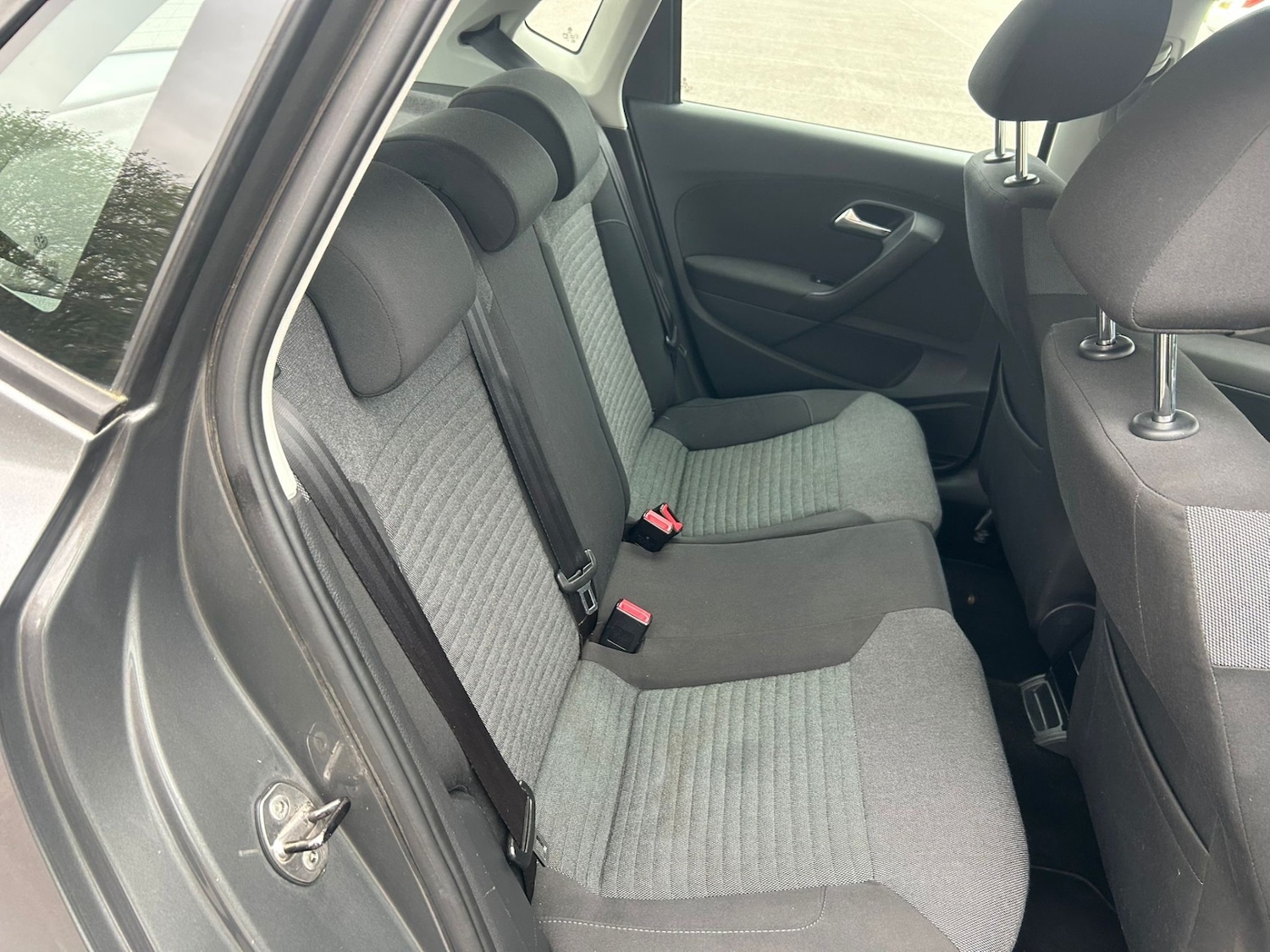 Used Volkswagen Polo 2010 for sale - 77919013: Photo 16