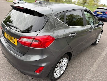 Used Ford Fiesta 2018 for sale - 78475310: Photo