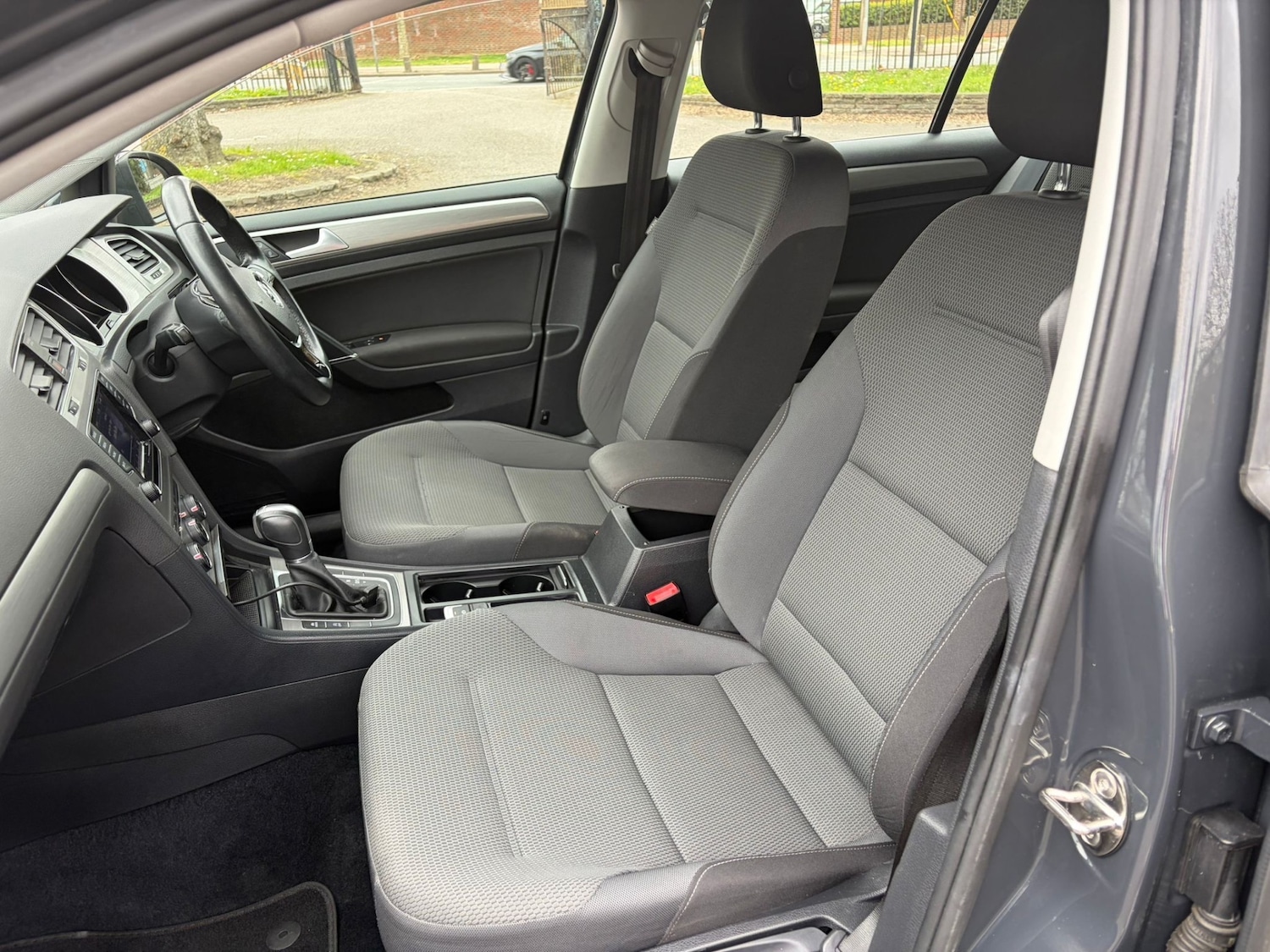 Used Volkswagen Golf 2014 for sale - 78218041: Photo 12