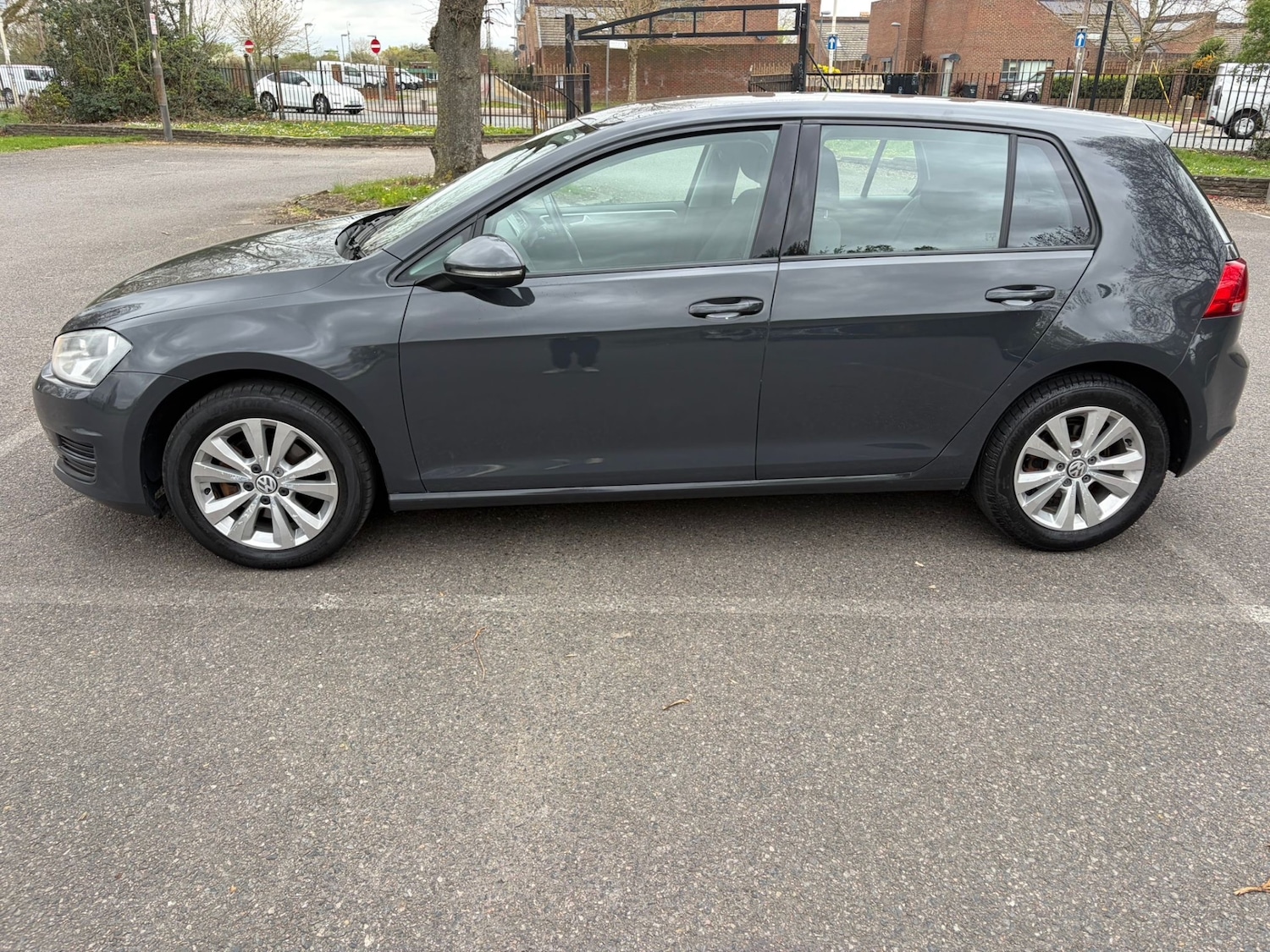 Used Volkswagen Golf 2014 for sale - 78218041: Photo 6
