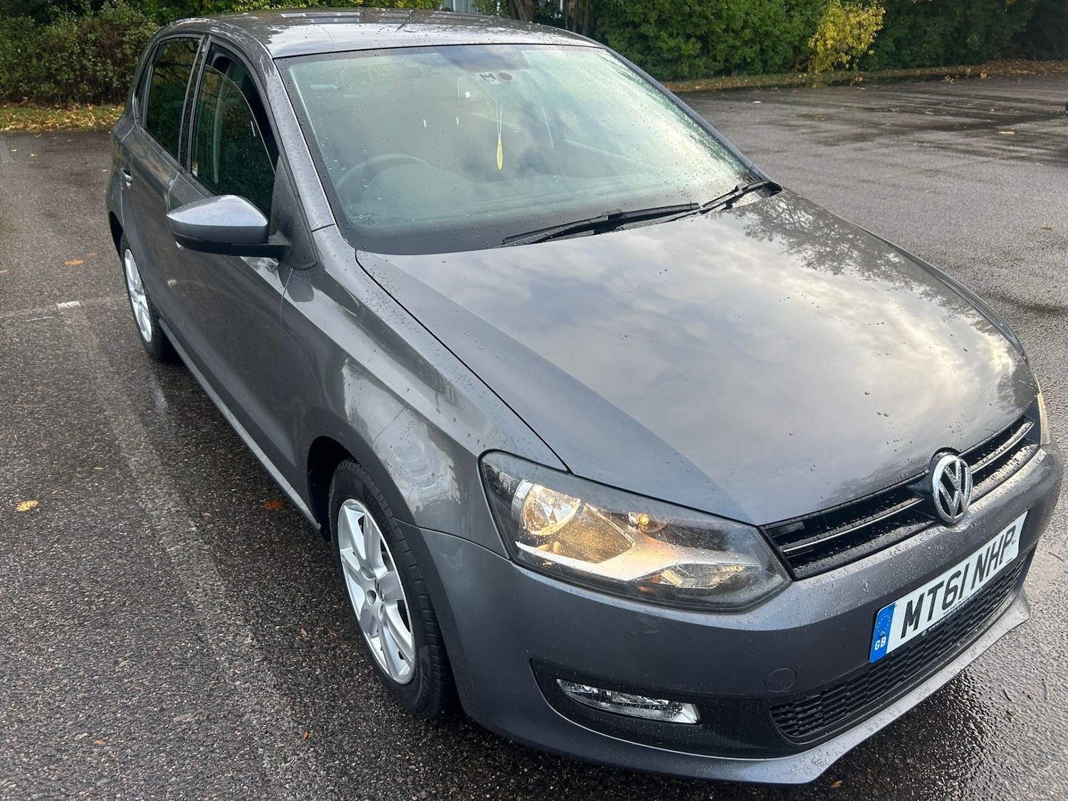 Used Volkswagen Polo 2011 for sale - 76438440: Photo 1