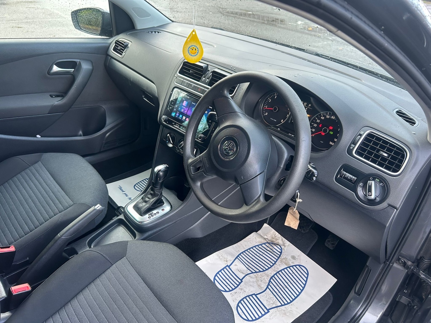 Used Volkswagen Polo 2011 for sale - 76438440: Photo 10