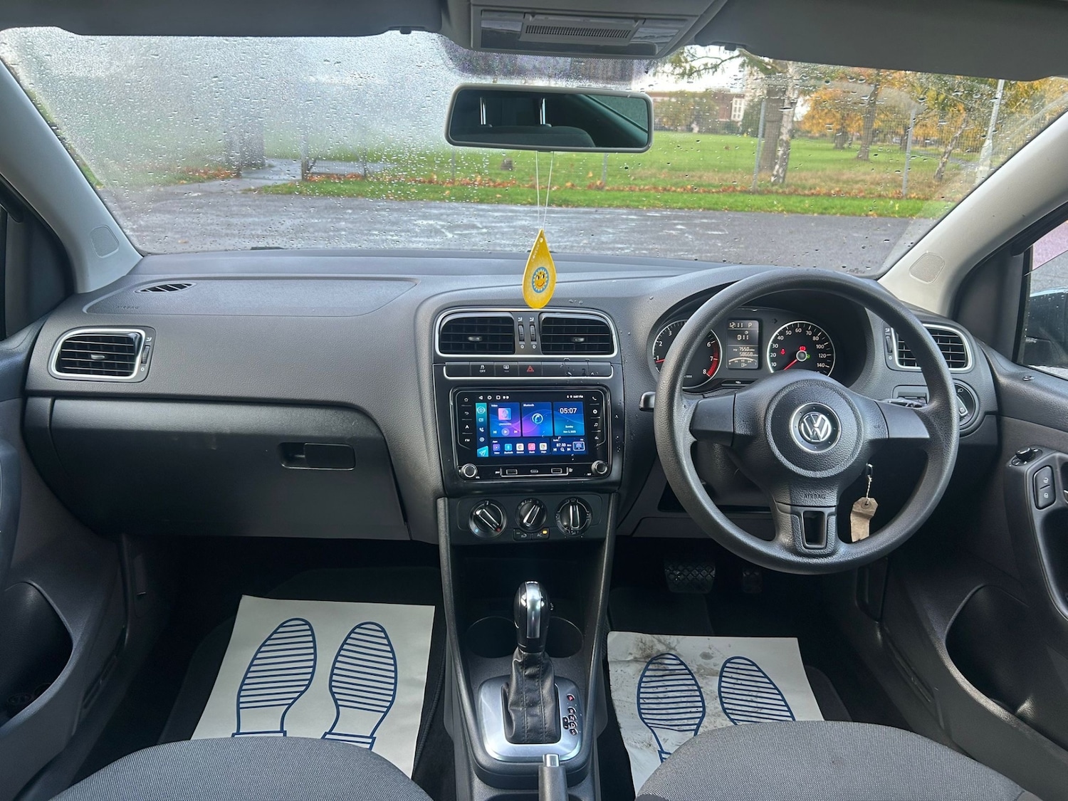 Used Volkswagen Polo 2011 for sale - 76438440: Photo 12