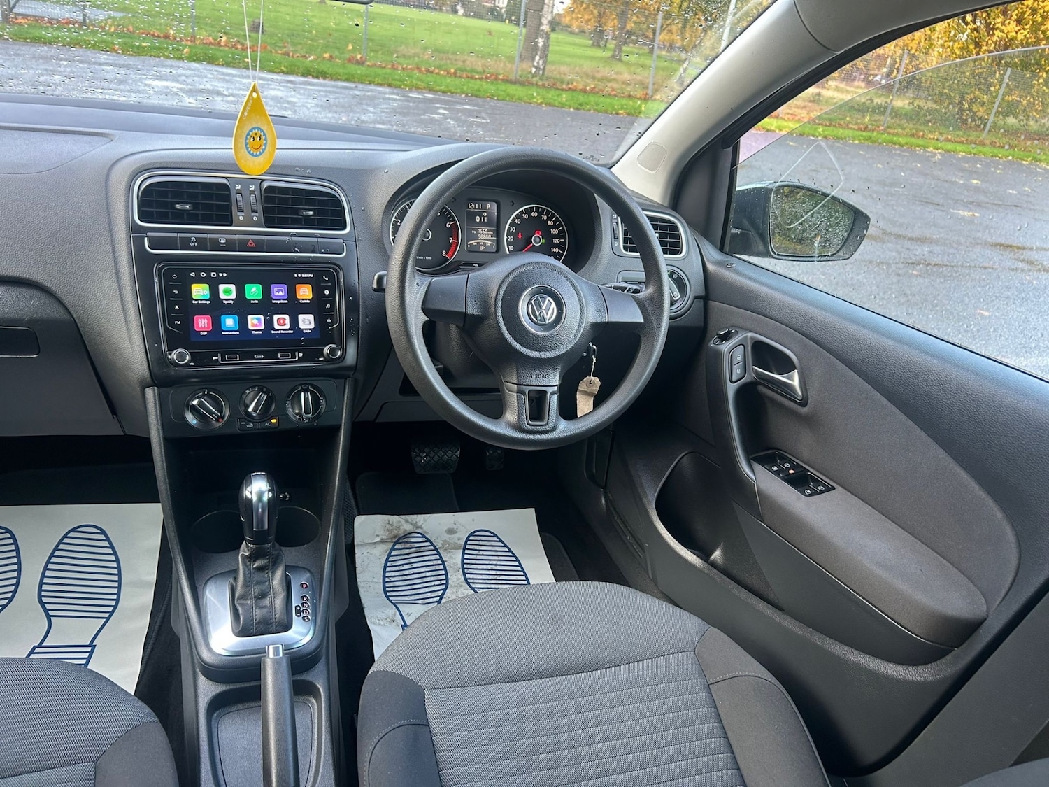 Used Volkswagen Polo 2011 for sale - 76438440: Photo 14