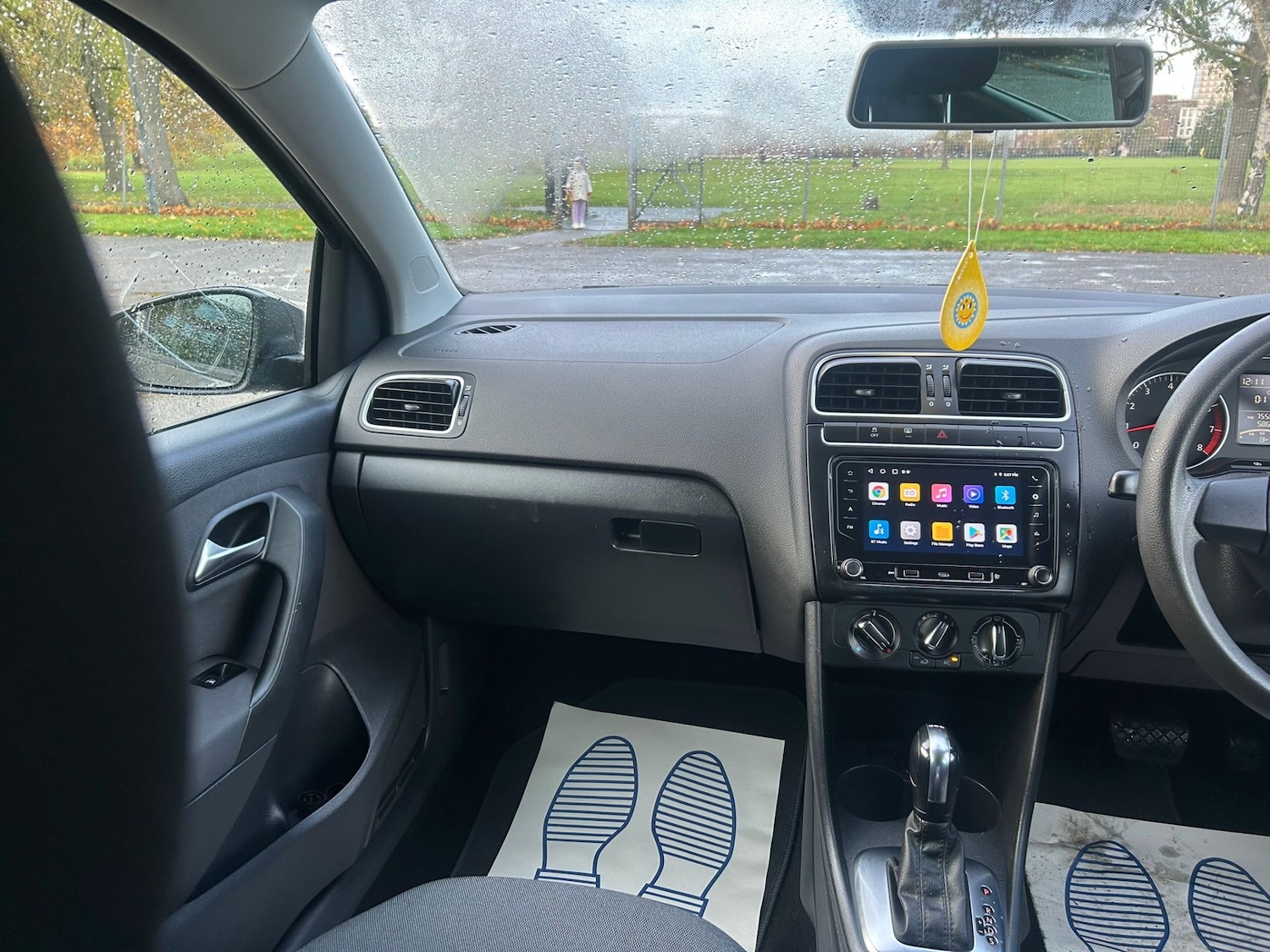 Used Volkswagen Polo 2011 for sale - 76438440: Photo 19