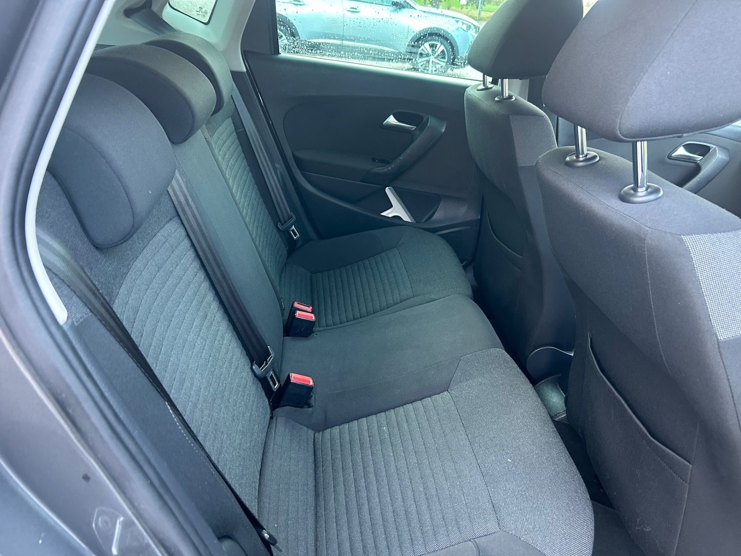 Used Volkswagen Polo 2011 for sale - 76438440: Photo 21