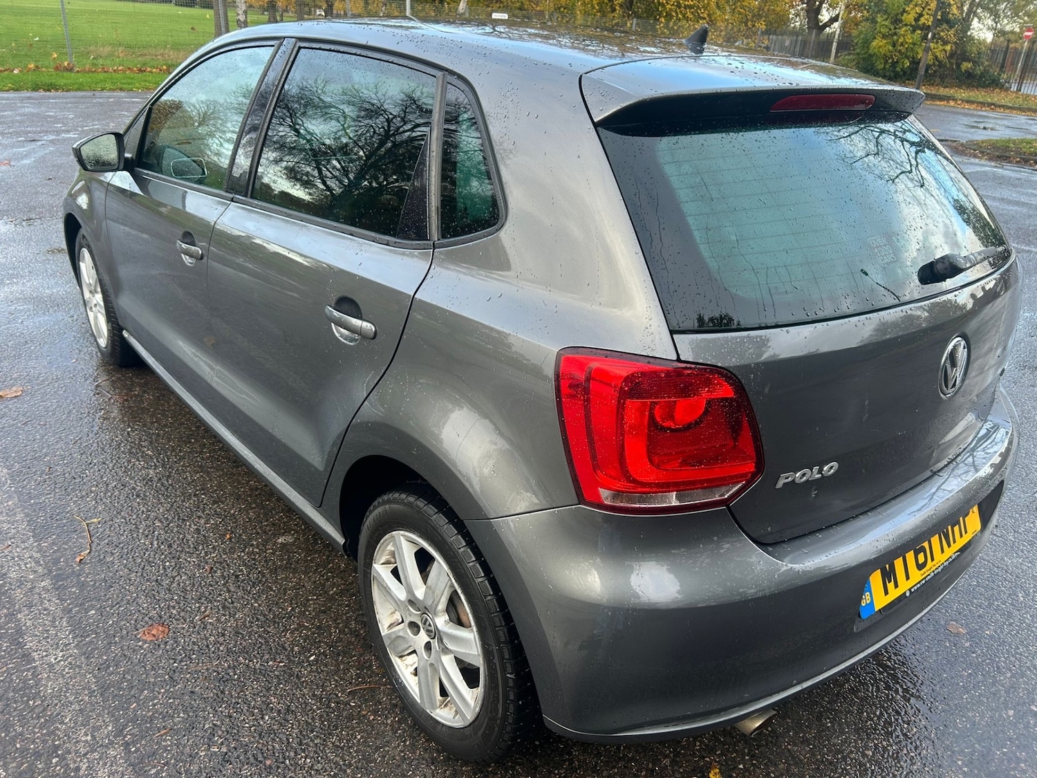 Used Volkswagen Polo 2011 for sale - 76438440: Photo 5