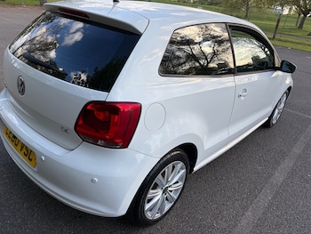 Used Volkswagen Polo 2010 for sale - 78473852: Photo