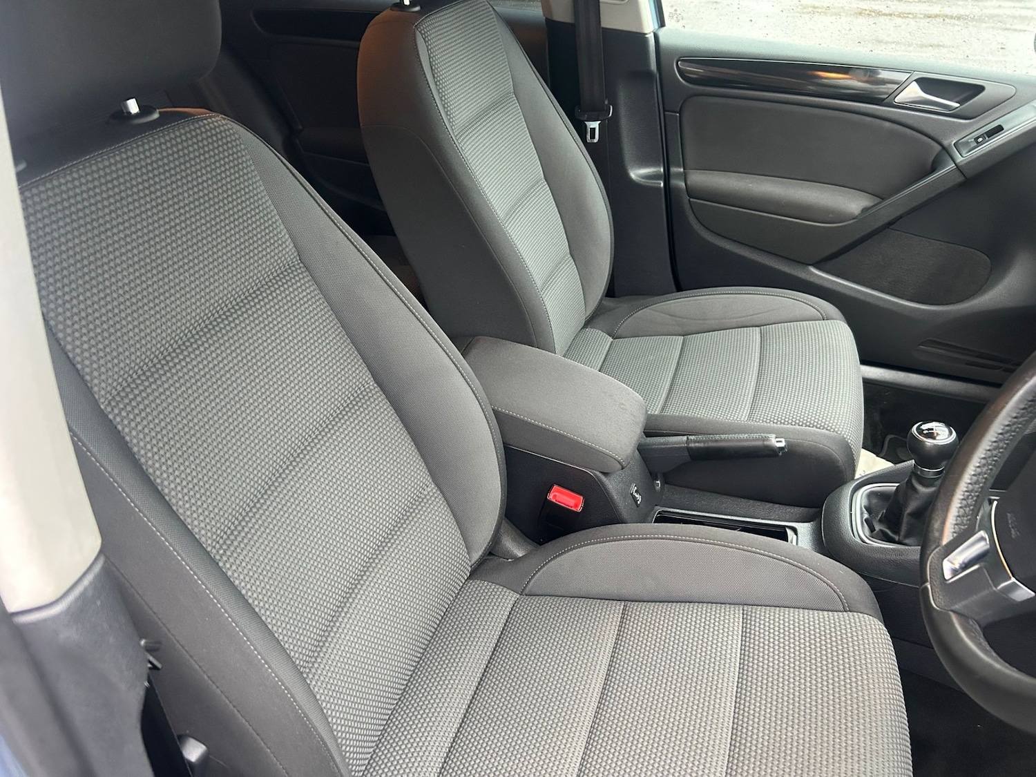 Used Volkswagen Golf 2011 for sale - 76855338: Photo 22