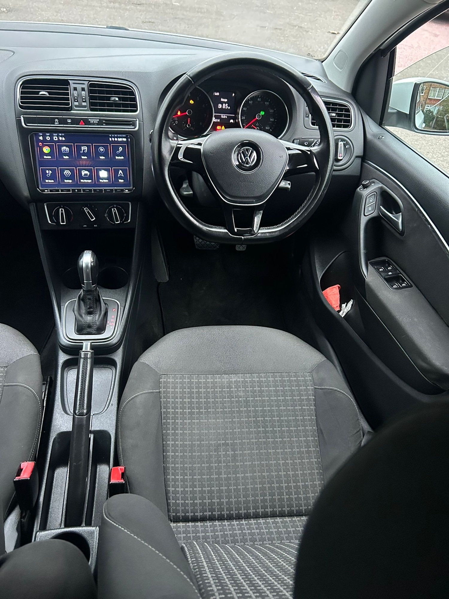 Used Volkswagen Polo 2015 for sale - 77682245: Photo 20