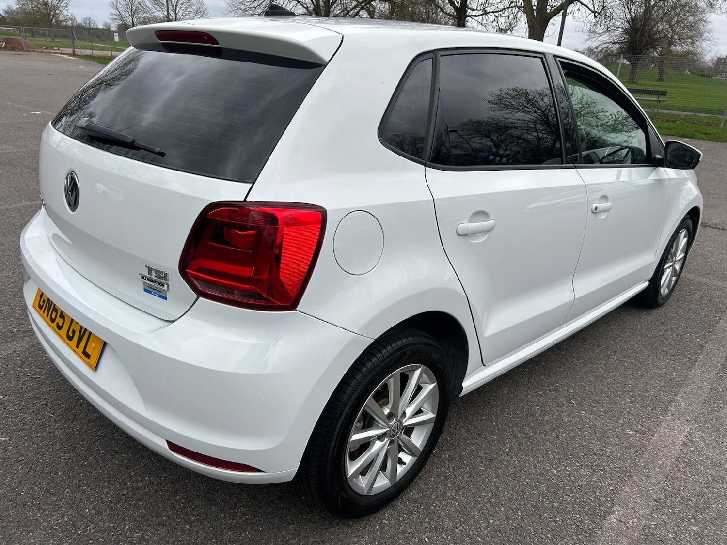 Used Volkswagen Polo 2015 for sale - 77682245: Photo 3