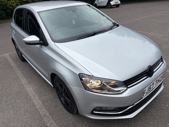 Used Volkswagen Polo 2017 for sale - 79062937: Photo
