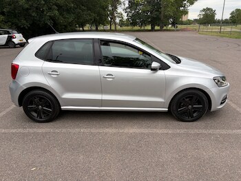 Used Volkswagen Polo 2017 for sale - 79062937: Photo