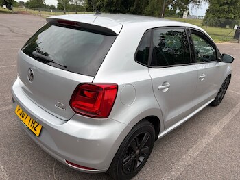 Used Volkswagen Polo 2017 for sale - 79062937: Photo