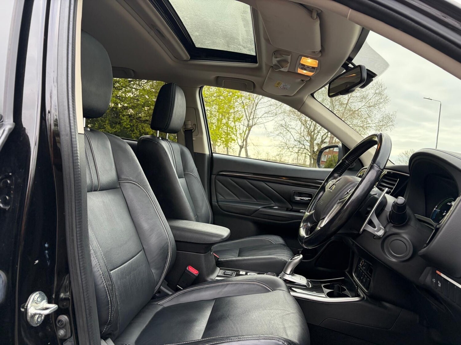 Used Mitsubishi Outlander 2017 for sale - 78156479: Photo 12