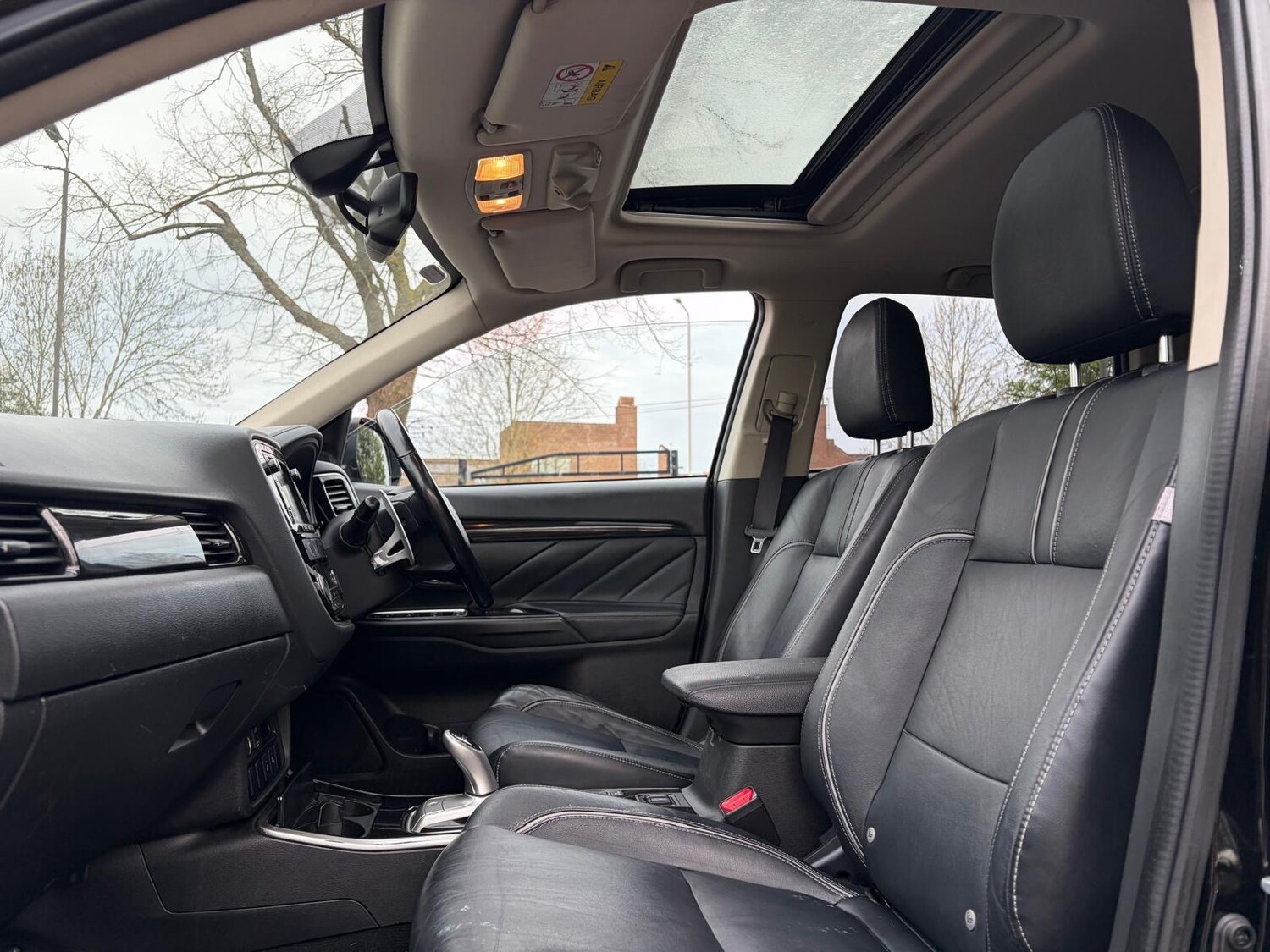 Used Mitsubishi Outlander 2017 for sale - 78156479: Photo 15