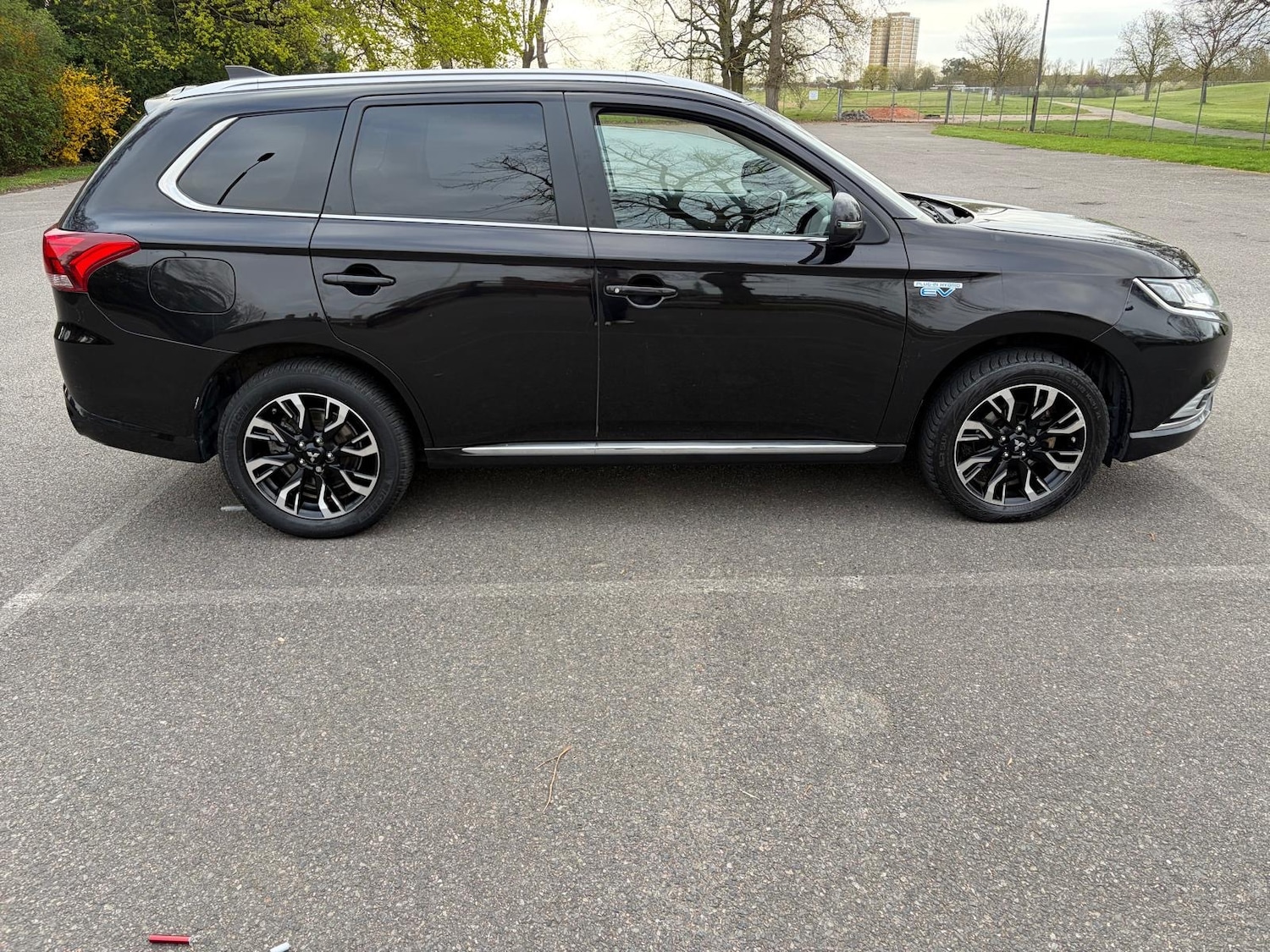 Used Mitsubishi Outlander 2017 for sale - 78156479: Photo 2