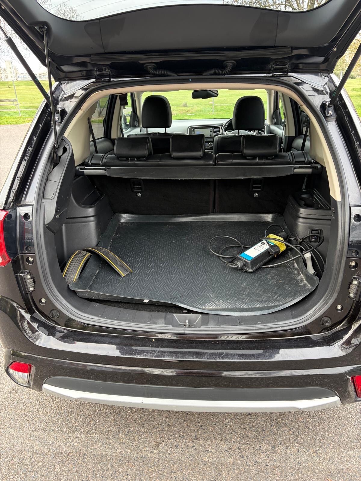 Used Mitsubishi Outlander 2017 for sale - 78156479: Photo 27