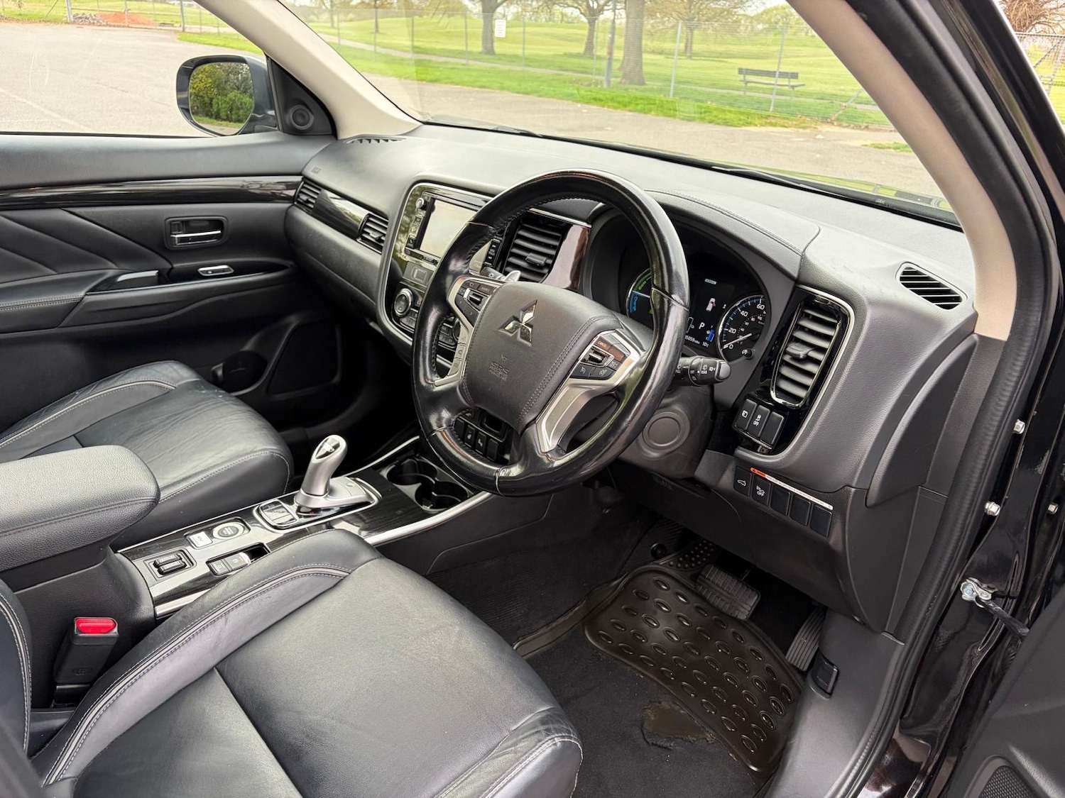 Used Mitsubishi Outlander 2017 for sale - 78156479: Photo 9