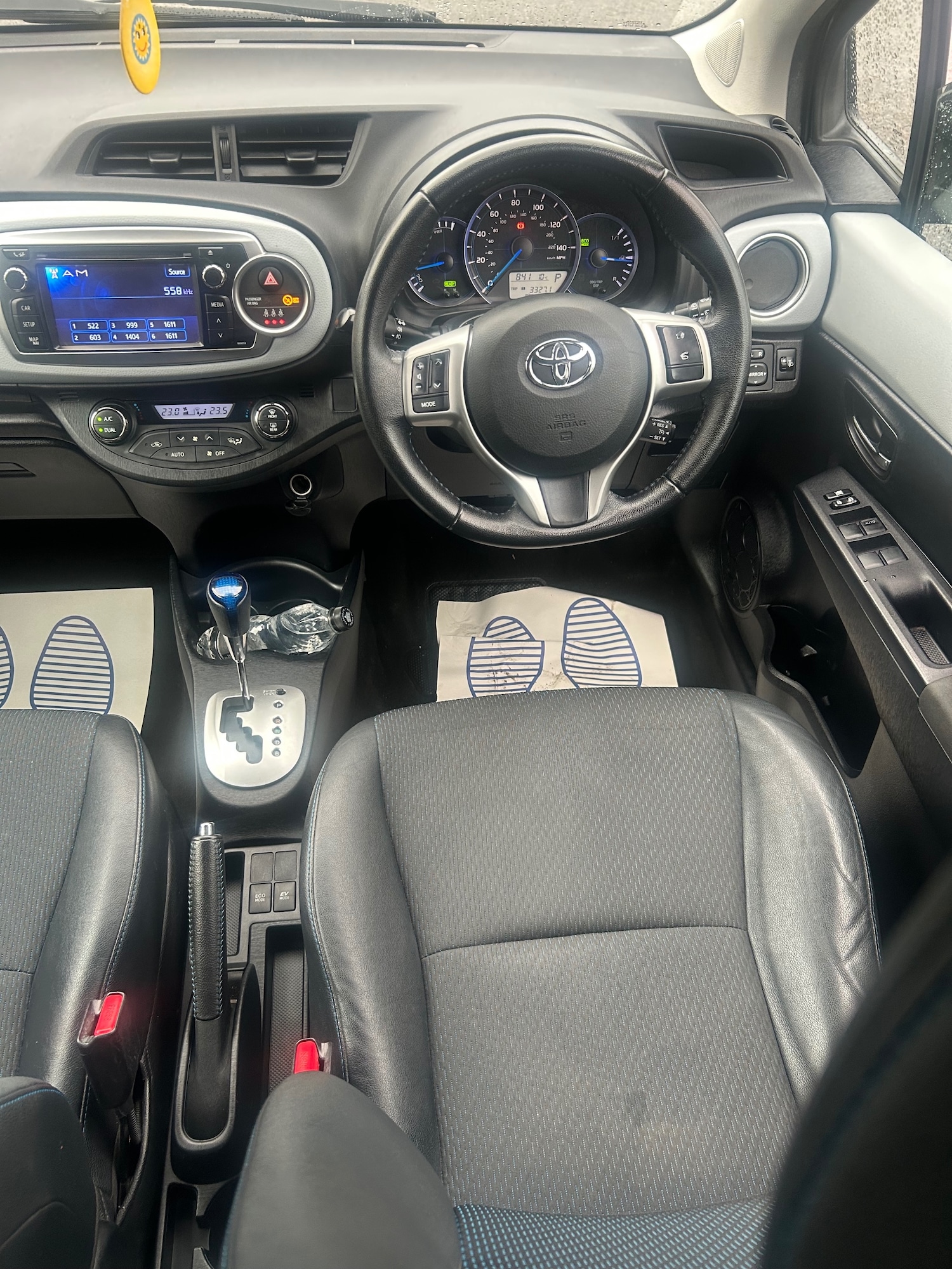 Used Toyota Yaris 2012 for sale - 76596106: Photo 17