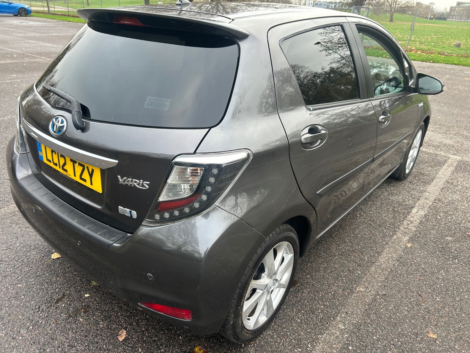 Used Toyota Yaris 2012 for sale - 76596106: Photo 3