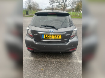 Used Toyota Yaris 2012 for sale - 76594629: Photo